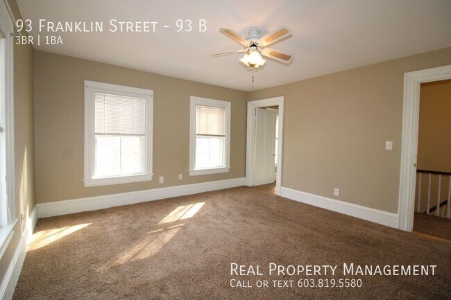 Building Photo - Spacious 3 Bedroom Duplex in Somersworth!