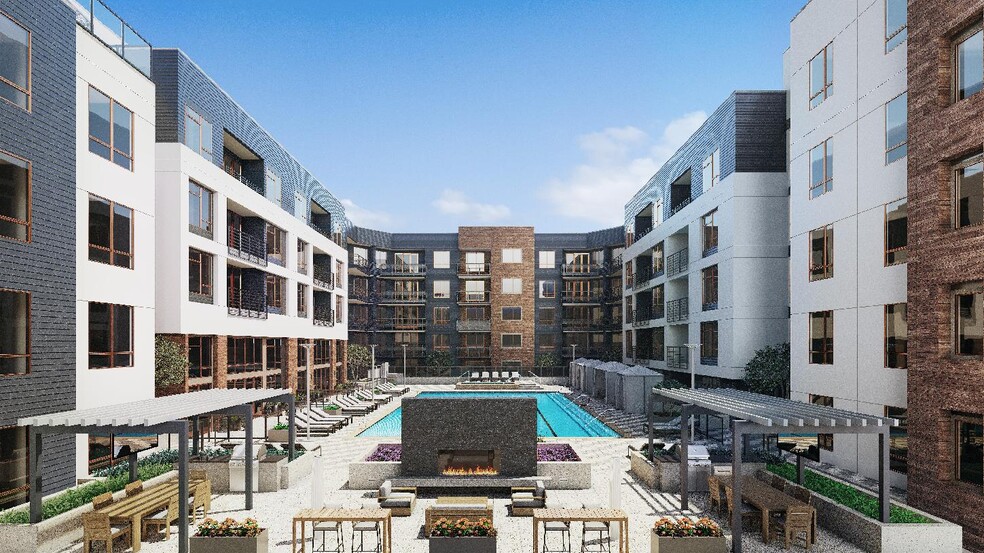 Pool - 3578 Rambla Plz