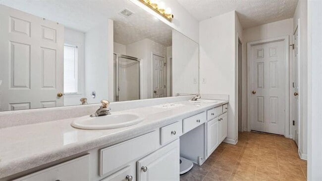 Building Photo - 3930 Bogan Mill Rd NE