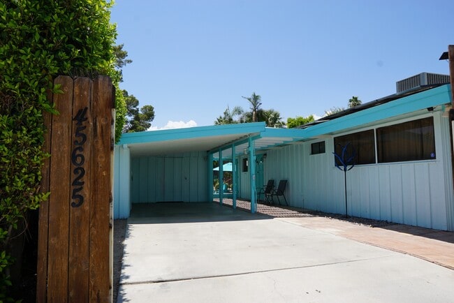 Building Photo - 45625 Quailbrush St
