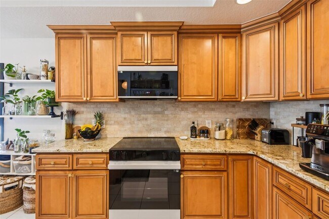 Building Photo - 1266 Paradise Lake Dr