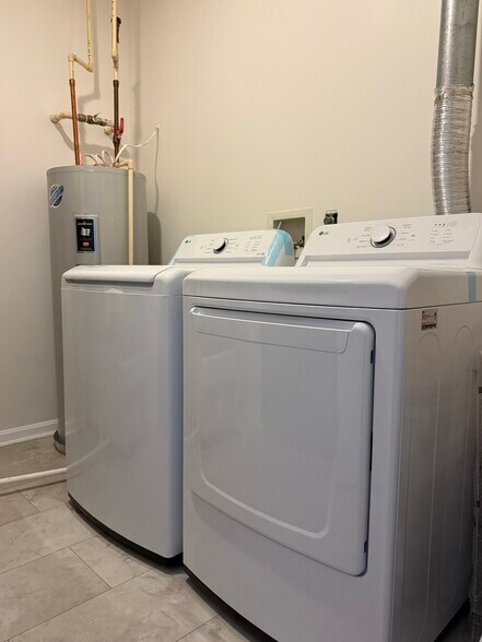 Building Photo - 13851 Belle Chasse Blvd