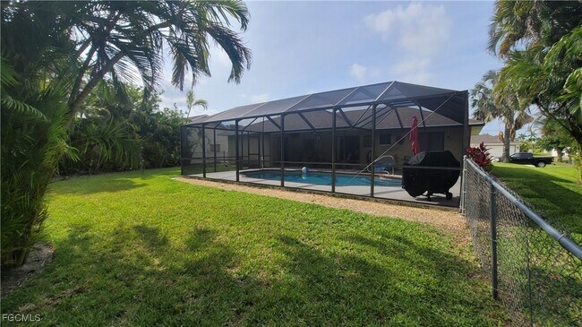 Building Photo - 1929 NE 2nd Terrace