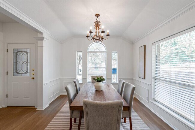 Building Photo - 3030 Bent Tree Loop