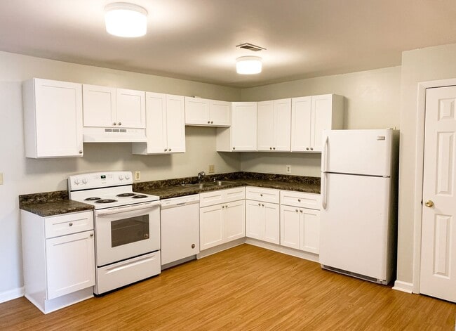Building Photo - 181 Clover Valley Cir