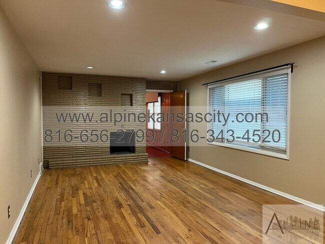 Building Photo - Spacious One Level Home on HUGE LOT!