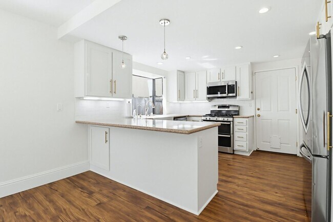 Building Photo - Stunning Upgraded 4BR Home with Pool in Desirable Rancho San Diego – Move-In Ready