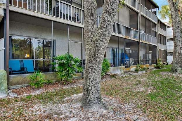 Building Photo - 9115 Tudor Dr