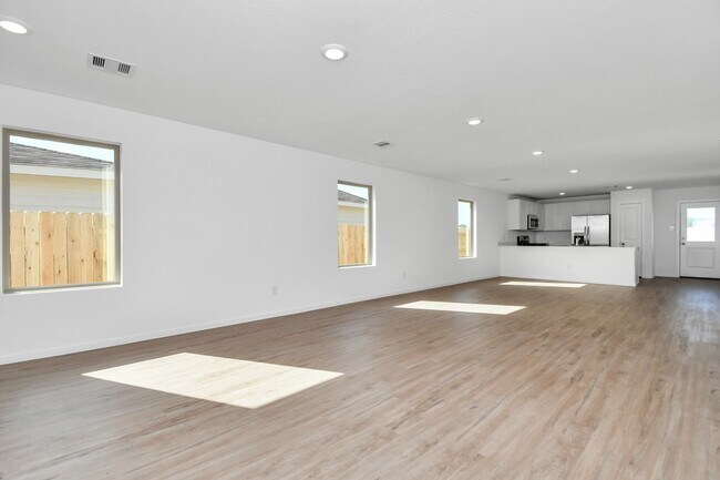 Building Photo - 18602 Cepagatti Dr