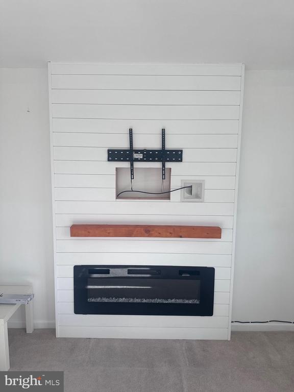 Building Photo - 3555 Churchill Ln