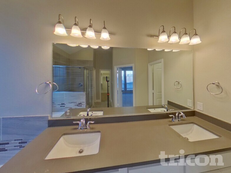 Building Photo - 401 Winehart St