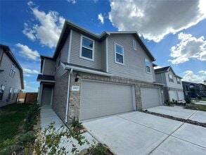Building Photo - 20523 Prairie Cypress Dr