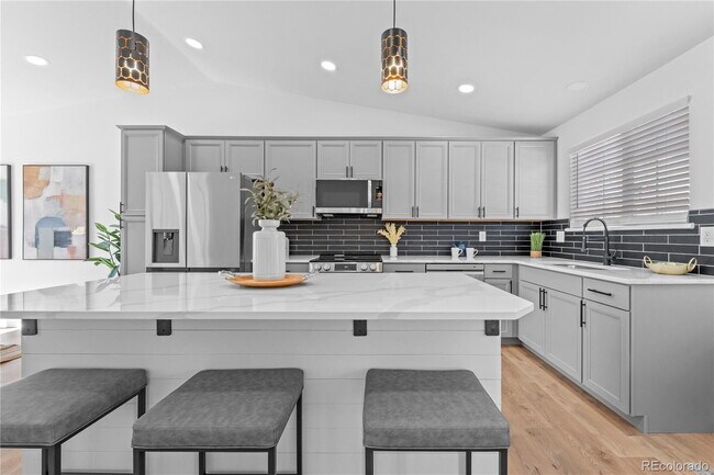 Building Photo - 4865 Apollo Bay Dr