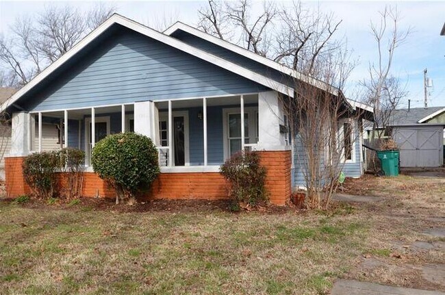 Primary Photo - 705 NW 24th St.