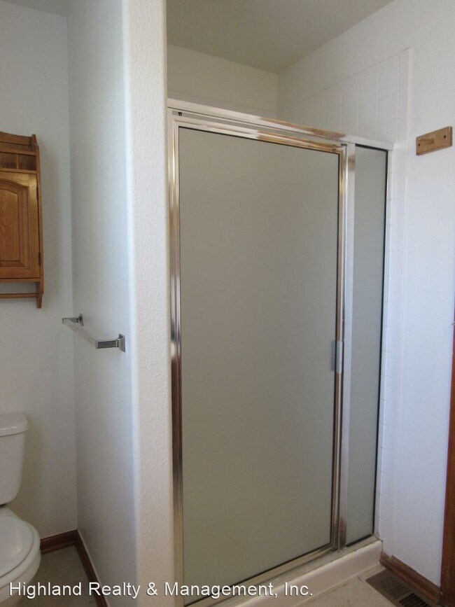 Building Photo - 3 br, 3.5 bath House - 5637 W 118th Place