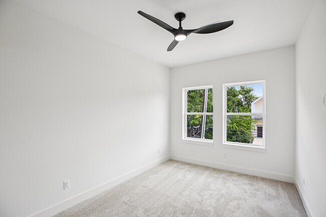 Building Photo - 3514 Goodhope St