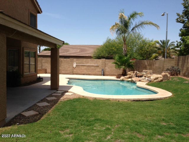 Building Photo - 6824 W Rose Garden Ln