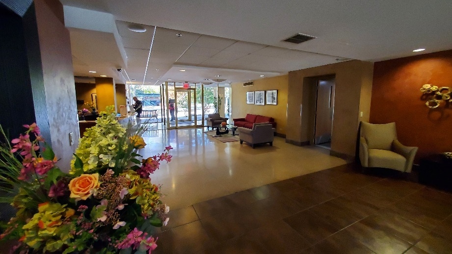 ENTRANCE FROM PARKING LOT - 1331 Park Ave SW