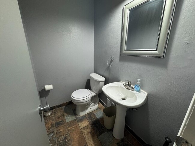 Building Photo - 255 N Michigan St