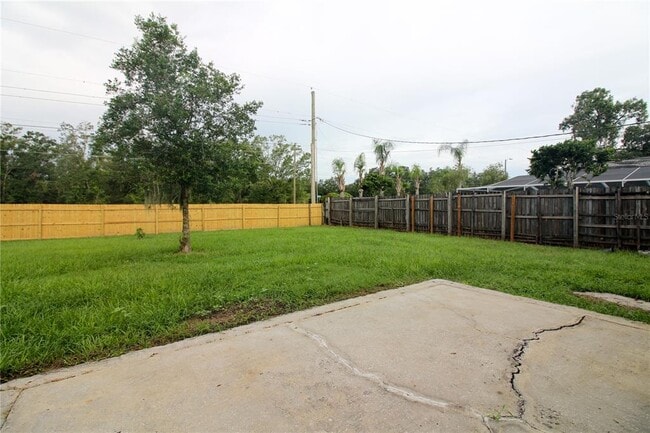 Building Photo - 5123 Bonnybrook Dr W