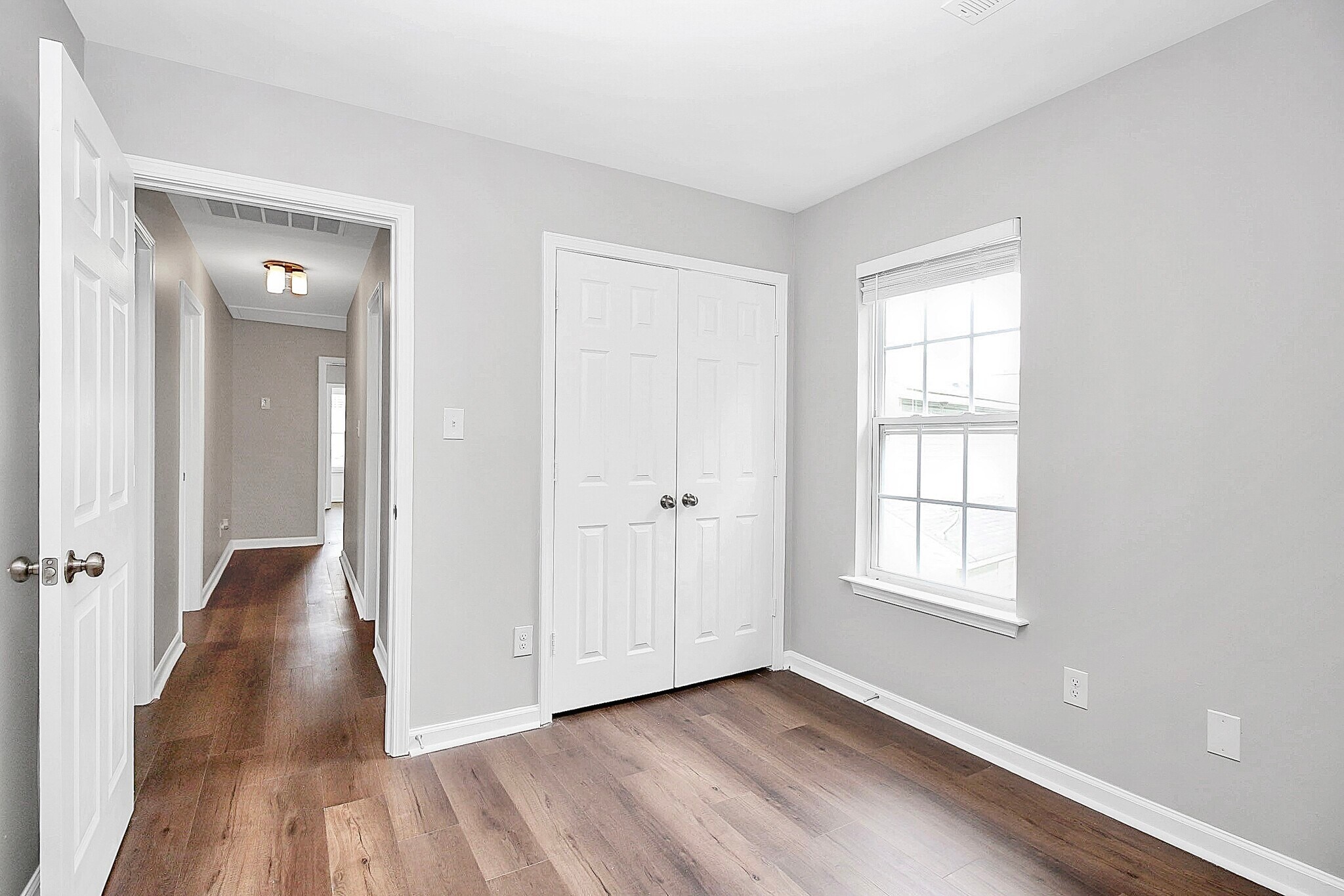 Building Photo - 3530 Crestridge Dr