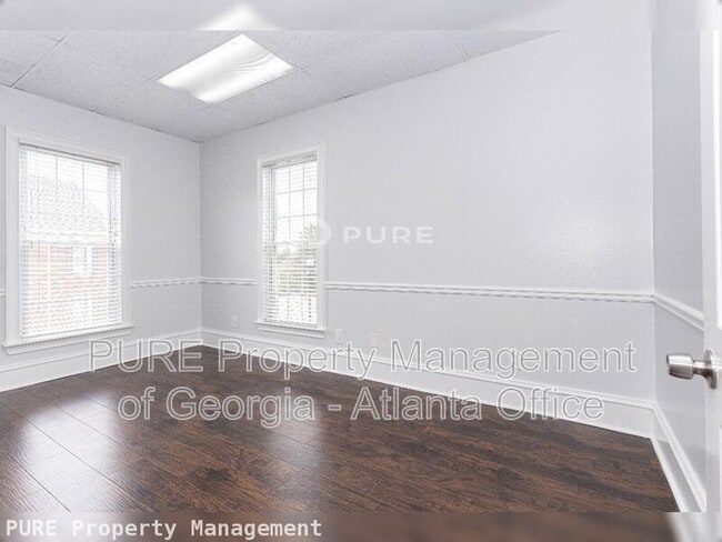 Building Photo - 7175 Jonesboro Rd