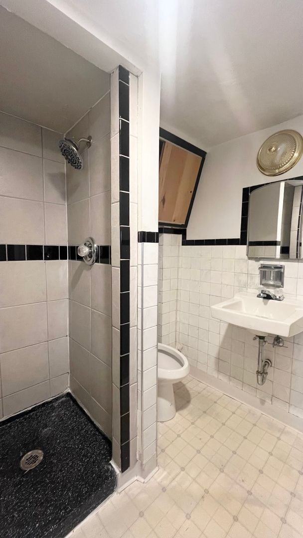 Building Photo - 2374 W 7800 S