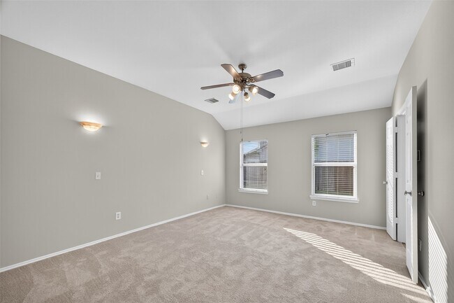 Building Photo - 1907 Meadow Edge Ln