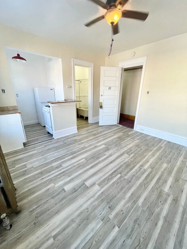 IMG_5724 - Cross Apartments