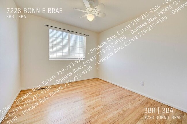 Building Photo - 7228 Bonnie Brae Ln