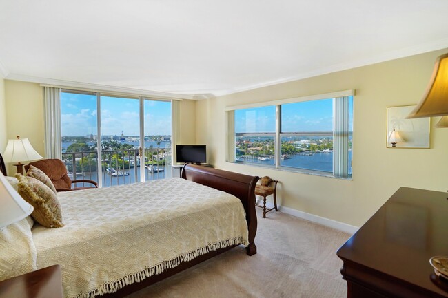 Building Photo - 3581 S Ocean Blvd