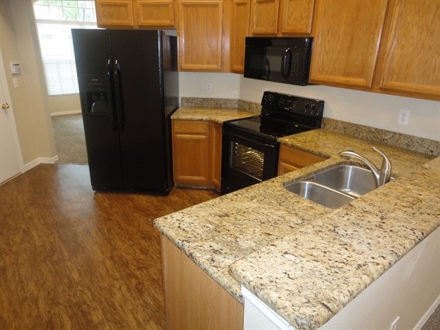 Building Photo - 2302 Lyncrest Ct