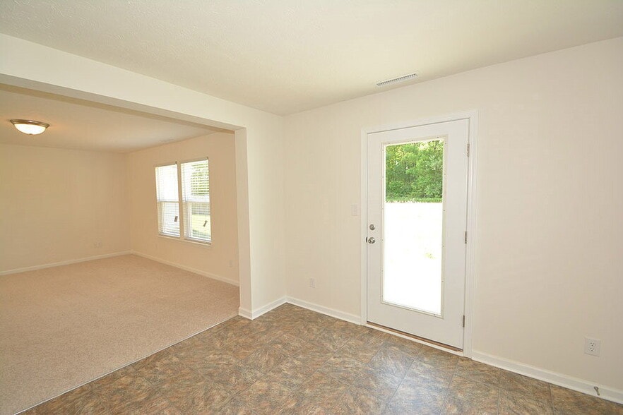 Building Photo - 8341 Sansa St