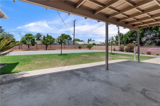 Building Photo - 13161 Crestline Dr