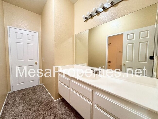 Building Photo - 15219 Hallmark Ln