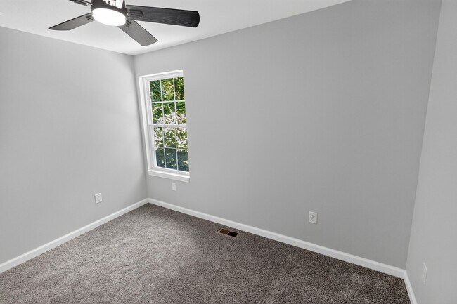 Building Photo - 5316 Godas Cir