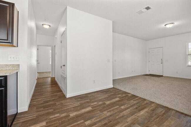 Building Photo - 960 Bunton Reserve Blvd