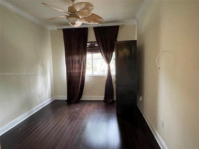 Building Photo - 15471 SW 30th St