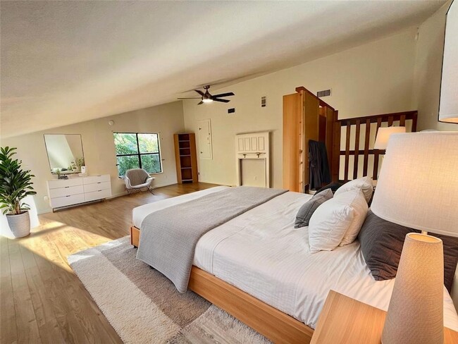 Building Photo - 15106 Mettle Dr