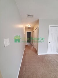 Building Photo - 2421 Arkansas Ave