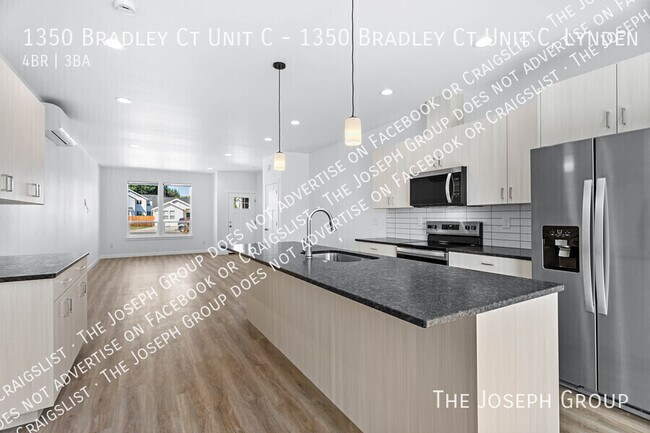 Building Photo - 1350 Bradley Ct