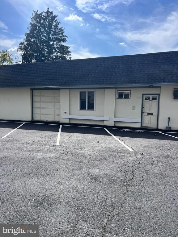 Building Photo - 2565 Huntingdon Pike