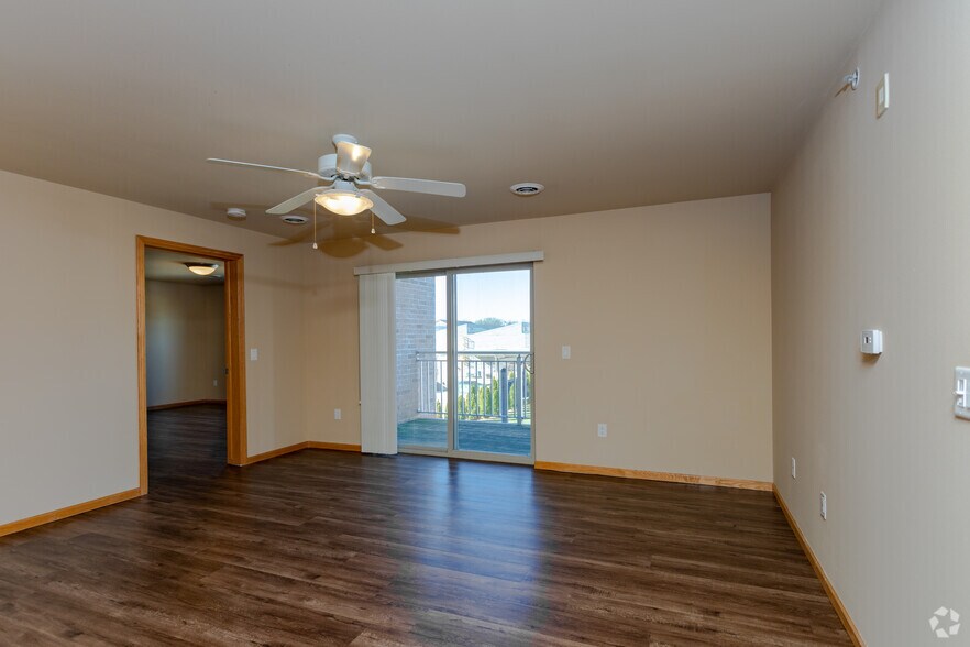 Cannery Square Apartments 188 Cannery Pl Sun Prairie WI 53590