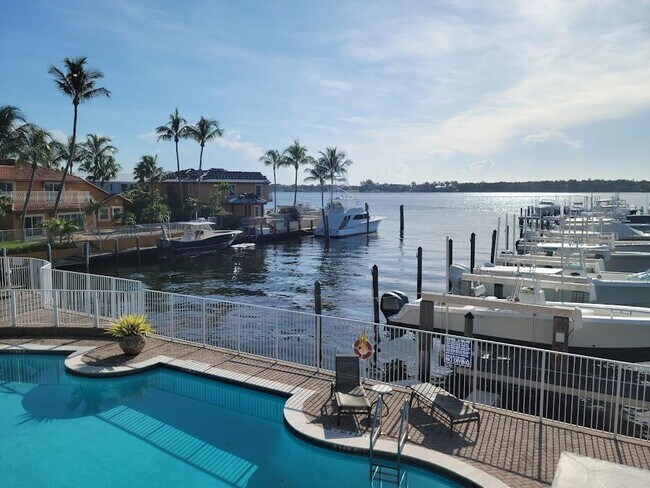 Building Photo - 125 Harbors Way