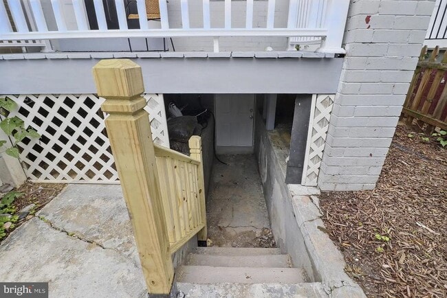 Building Photo - 809 Jefferson St NW