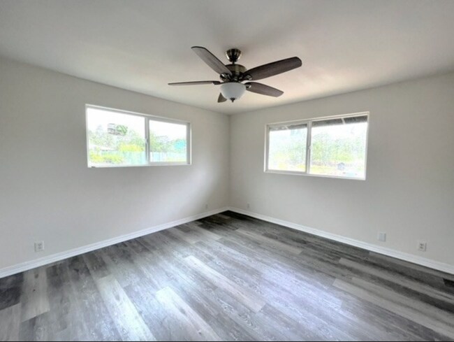 Building Photo - Lovely 3 Bedroom 2 Bath in HPP