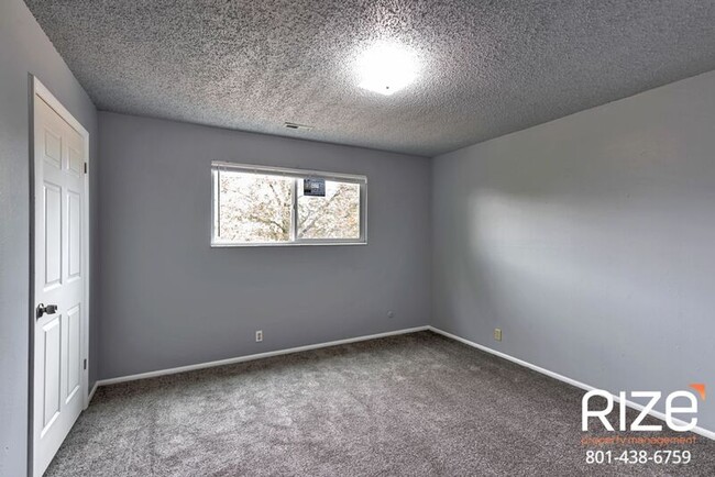 Building Photo - 537 Smelter Rd