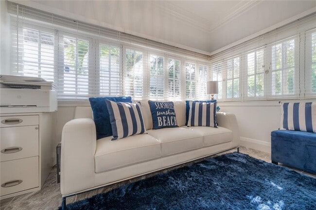 Building Photo - 2921 W El Prado Blvd