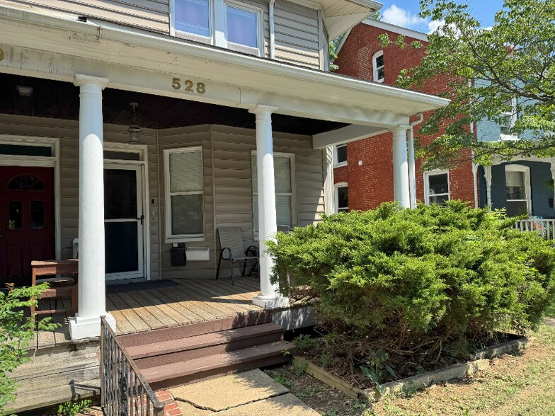 Building Photo - 528 Trail Ave