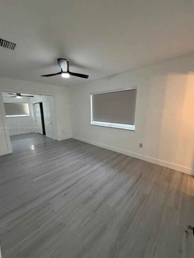 Building Photo - Southwest 96th Avenue, Miami, FL 33165 - 3 BR 2 BA single-family home